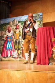 Kabarett_Blondel_Held_in_lederhosen_2018_15